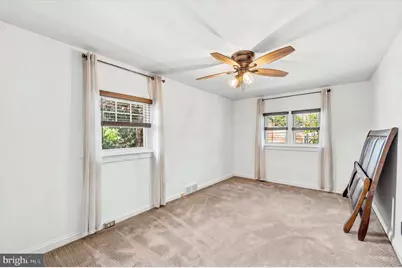 316 E Thomson Avenue, Springfield, PA 19064 - Photo 17