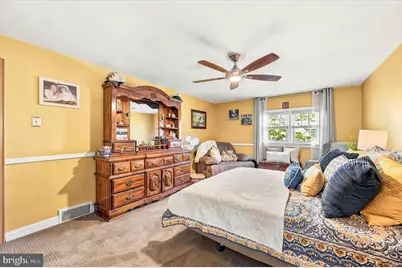 316 E Thomson Avenue, Springfield, PA 19064 - Photo 15