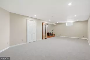 2437 W Colonial Dr, Upper Chichester, PA 19061 - Photo 47