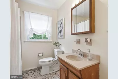 2437 W Colonial Drive, Upper Chichester, PA 19061 - Photo 35