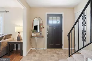 2437 W Colonial Dr, Upper Chichester, PA 19061 - Photo 7