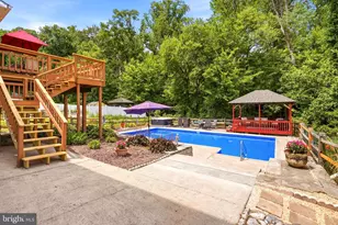 2437 W Colonial Dr, Upper Chichester, PA 19061 - Photo 51