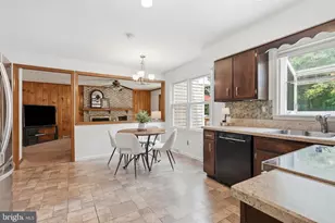 2437 W Colonial Dr, Upper Chichester, PA 19061 - Photo 17