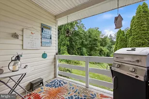 136 Deerfield Ct, Glen Mills, PA 19342 - Photo 3