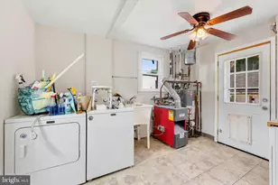 505 W 2nd St, Essington, PA 19029 - Photo 13