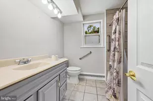 505 W 2nd St, Essington, PA 19029 - Photo 5