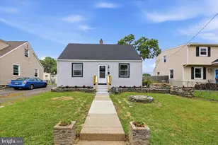 25 N Martin Ln, Norwood, PA 19074 - Photo 1