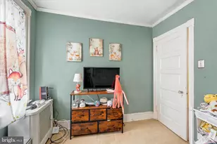 209 Amosland Rd, Holmes, PA 19043 - Photo 17