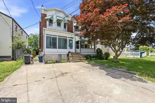 209 Amosland Rd, Holmes, PA 19043 - Photo 3