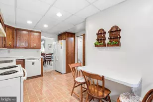 204 Flintlock Rd, Drexel Hill, PA 19026 - Photo 17