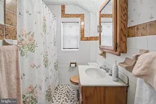 859 Wyndom Terrace, Secane, PA 19018 - Photo 17