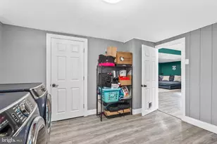 2304 Baldwin Run Dr, Aston, PA 19014 - Photo 31
