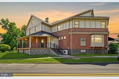 1 Pennsylvania Avenue #2, Wayne, PA 19087 - Photo 17