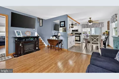 1121 Wynnbrook, Secane, PA 19018 - Photo 9
