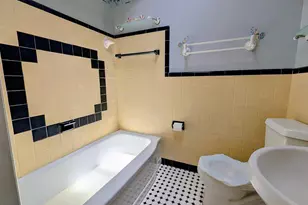 452 Westmont Dr, Darby, PA 19023 - Photo 15