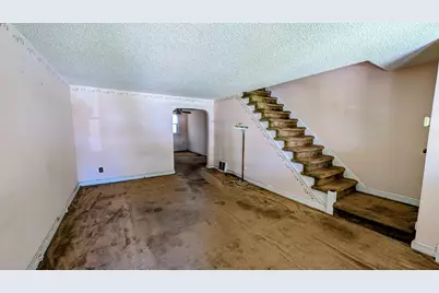 452 Westmont Drive, Darby, PA 19023 - Photo 5