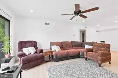 5200 Hilltop Drive #171, Brookhaven, PA 19015 - Photo 5