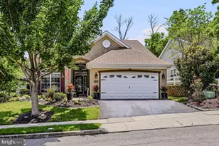 10 Irwin Dr, Upper Chichester, PA 19061 - Photo 37