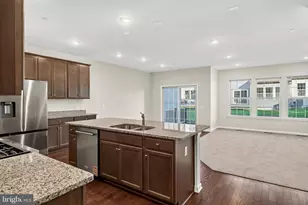 302 Milton Stamp Dr, Glen Mills, PA 19342 - Photo 5
