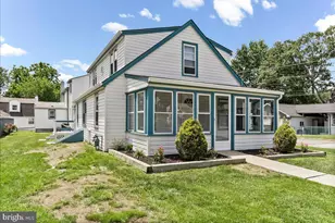 1242 Chestnut St, Marcus Hook, PA 19061 - Photo 27