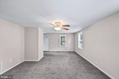 1242 Chestnut Street, Marcus Hook, PA 19061 - Photo 9