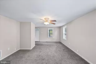 1242 Chestnut St, Marcus Hook, PA 19061 - Photo 9