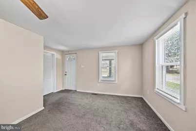 1242 Chestnut Street, Marcus Hook, PA 19061 - Photo 5