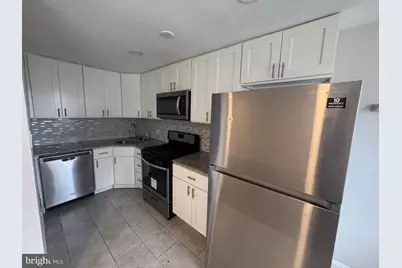 216 W Washington Avenue, Clifton Heights, PA 19018 - Photo 3