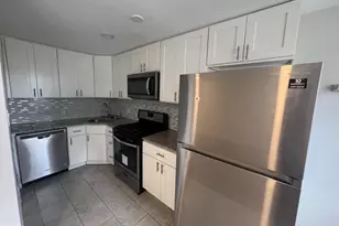 216 W Washington Ave, Clifton Heights, PA 19018 - Photo 3