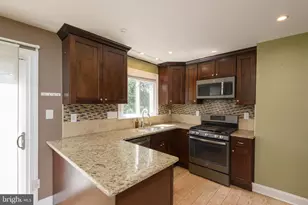 1100 Wynnbrook Rd, Secane, PA 19018 - Photo 9