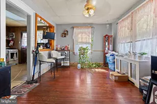 1427 Elmwood Ave, Sharon Hill, PA 19079 - Photo 5