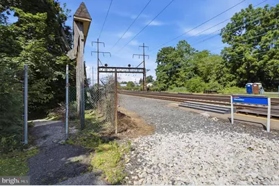 100 E Glenolden Avenue #B-6, Glenolden, PA 19036 - Photo 21