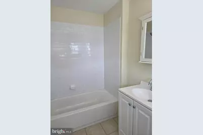 233 Garfield Avenue # 5, Norwood, PA 19074 - Photo 9
