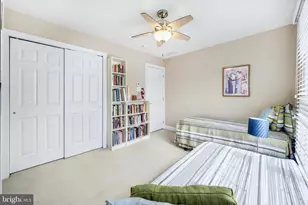 66 S Valentine Dr, Garnet Valley, PA 19060 - Photo 27