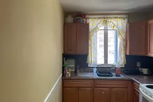6845 Clover Ln, Upper Darby, PA 19082 - Photo 7