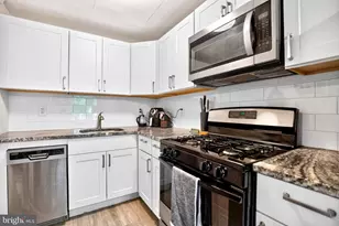 309 W 21st St, Chester, PA 19013 - Photo 9