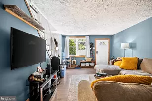 309 W 21st St, Chester, PA 19013 - Photo 5