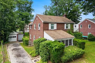 204 N Woodlawn Ave, Aldan, PA 19018 - Photo 1