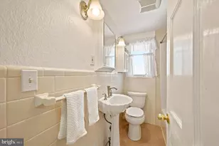 509 Springfield Ave, Folsom, PA 19033 - Photo 17