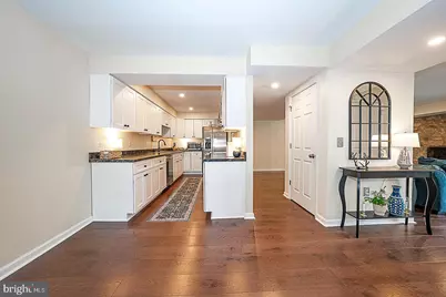 209 E Chelsea Circle, Newtown Square, PA 19073 - Photo 5