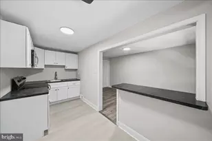 407 W 21st St, Chester, PA 19013 - Photo 9