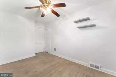1038 Lawrence Avenue, Darby, PA 19023 - Photo 17