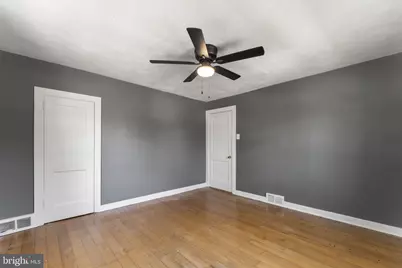 1038 Lawrence Avenue, Darby, PA 19023 - Photo 15