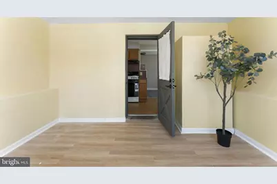 1038 Lawrence Avenue, Darby, PA 19023 - Photo 3