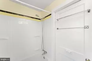 1038 Lawrence Ave, Darby, PA 19023 - Photo 21