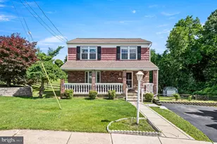 15 Scott Ln, Brookhaven, PA 19015 - Photo 1