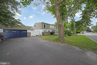 2400 Grand Avenue, Holmes, PA 19043 - Photo 5
