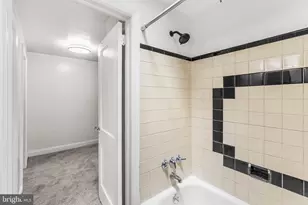 390 Glen Cove, Collingdale, PA 19023 - Photo 21