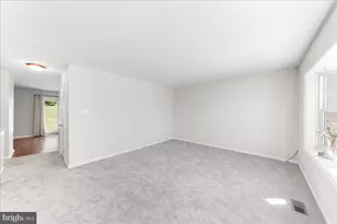 1704 N Glen Dr, Glen Mills, PA 19342 - Photo 17