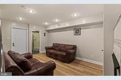 377 E Madison Avenue, Clifton Heights, PA 19018 - Photo 9